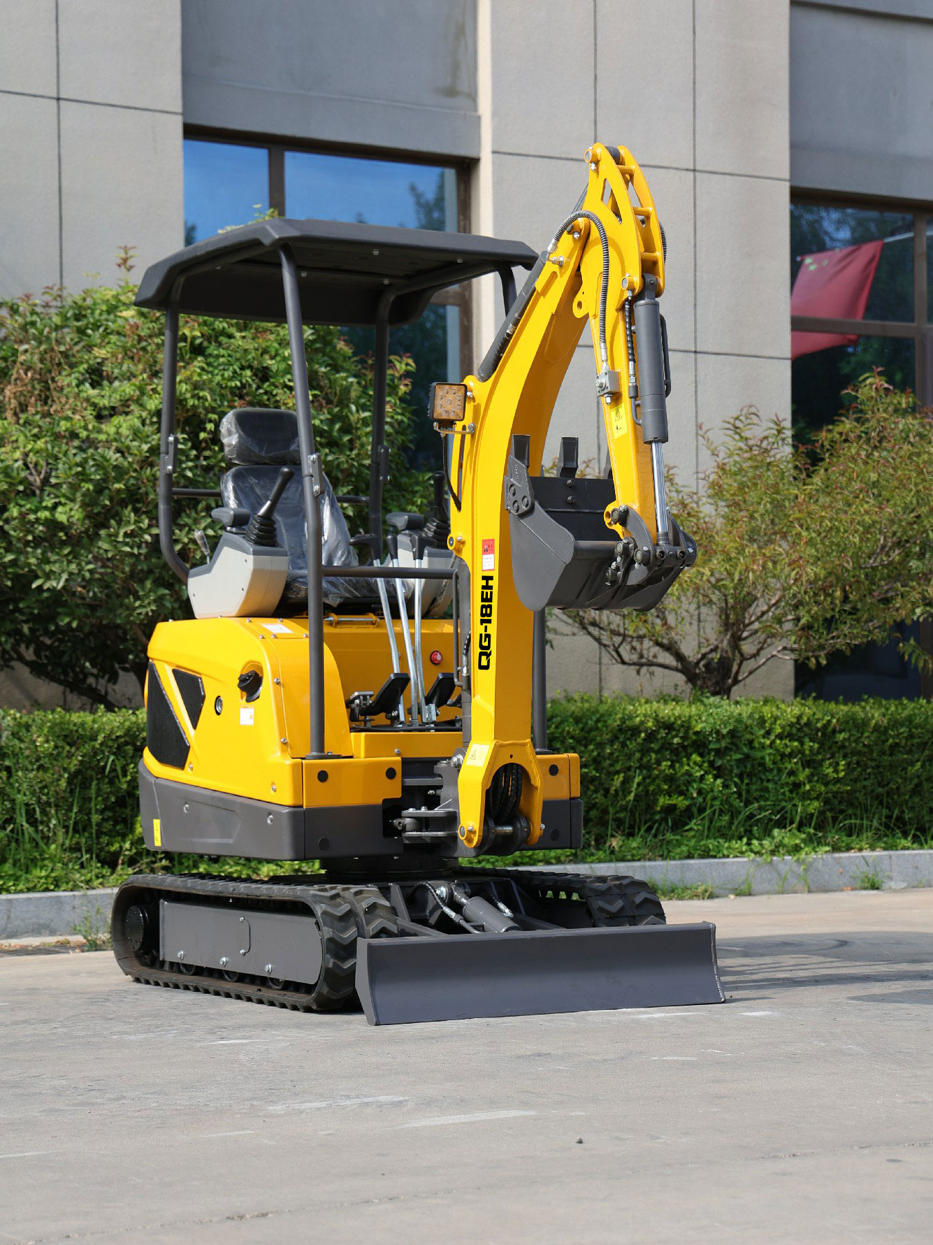 QINGONG QG-18EH MINI EXCAVATOR