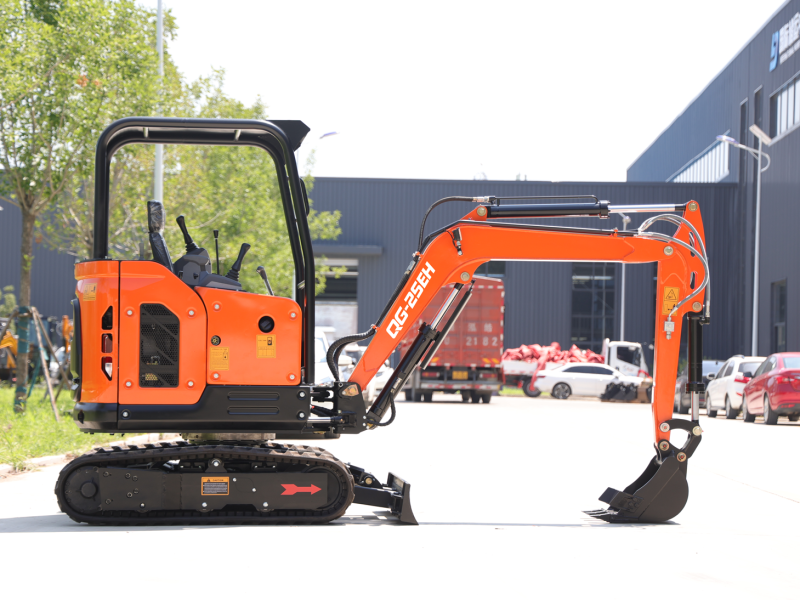 QINGONG QG-25EH MINI EXCAVATOR