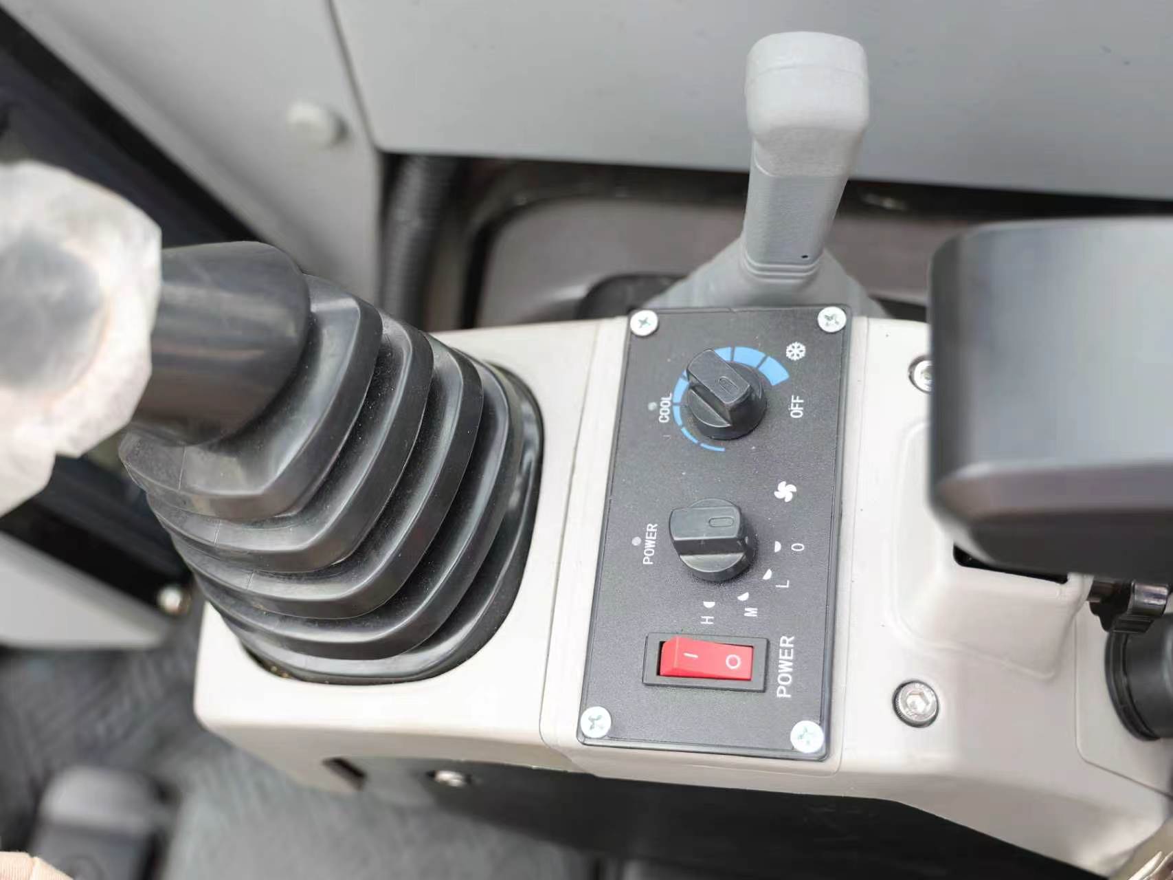 QINGONG QG-35EH MINI EXCAVATOR