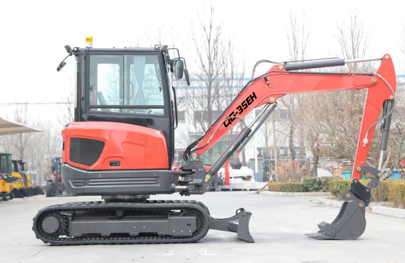 QINGONG QG-35EH MINI EXCAVATOR