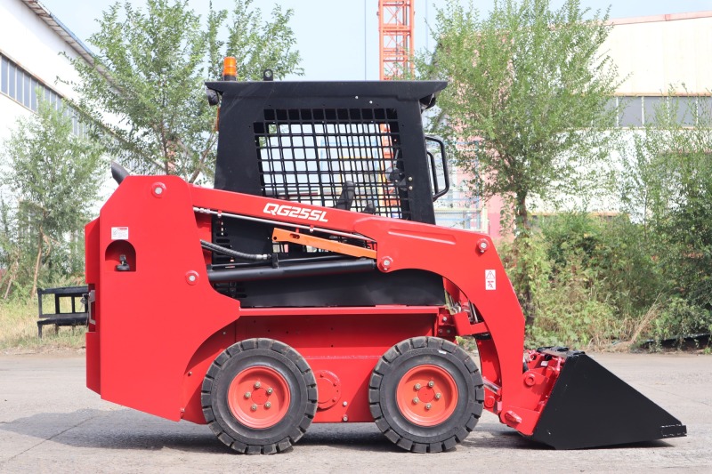 QINGONG QG25SL SKIP STEER LOADER