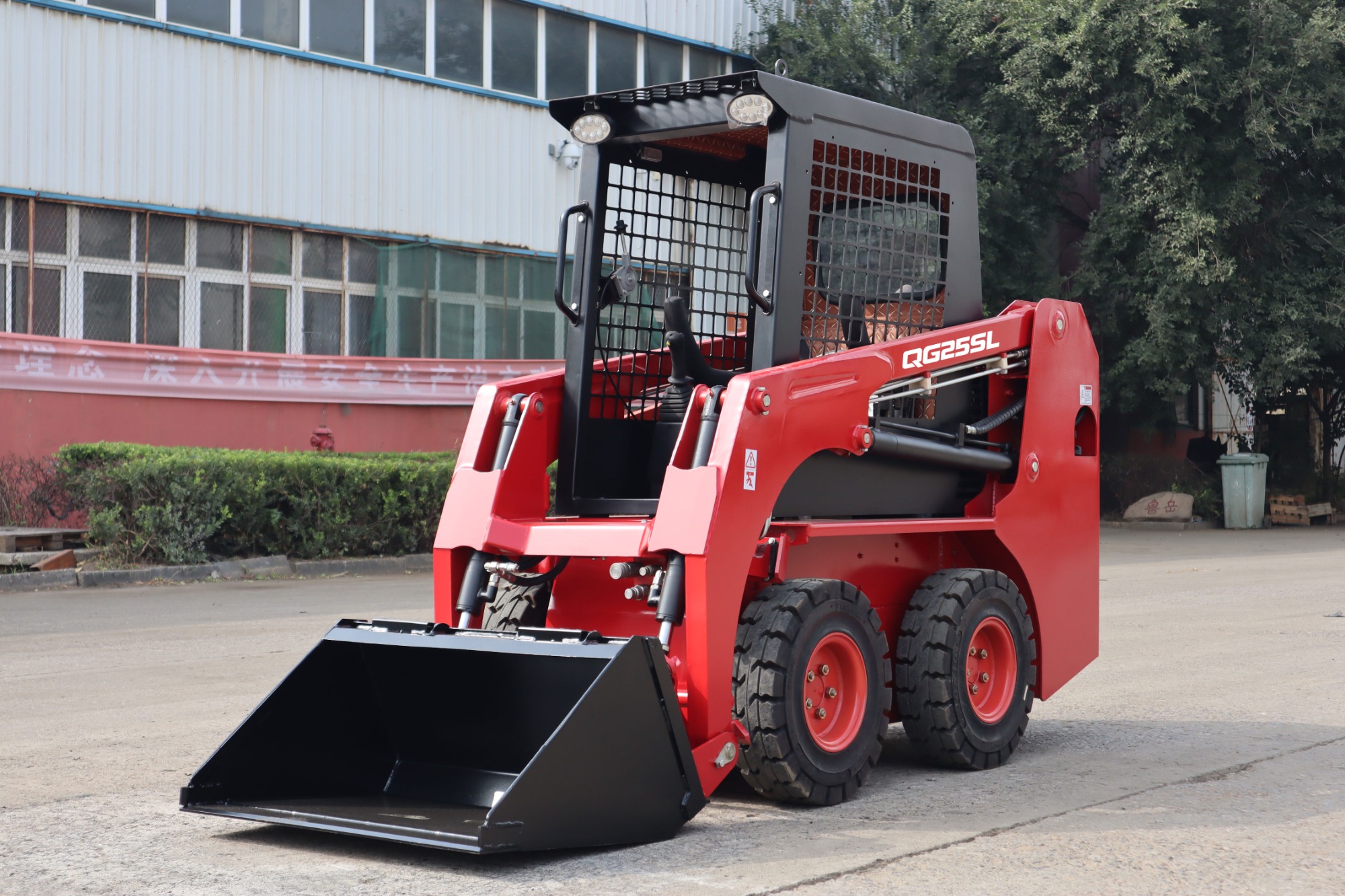 QINGONG QG25SL SKIP STEER LOADER