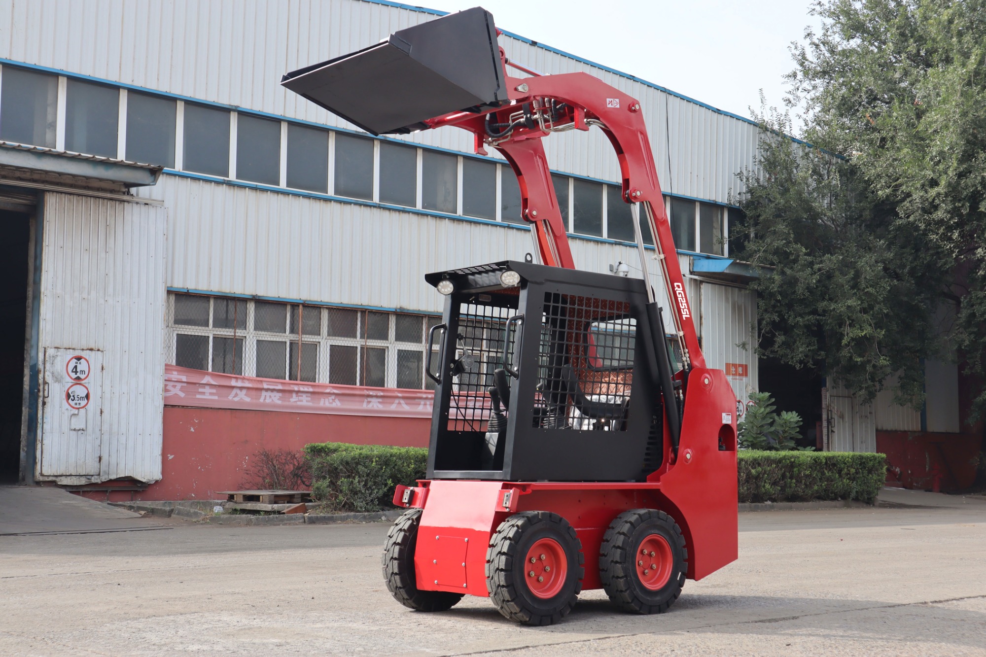 QINGONG QG25SL SKIP STEER LOADER