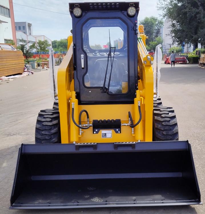 QINGONG QG100SL SKIP STEER LOADER