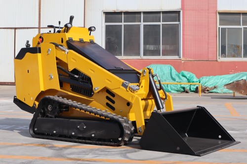QINGONG QG850LY SKIP STEER LOADER