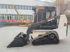 QINGONG QG25TS SKIP STEER LOADER