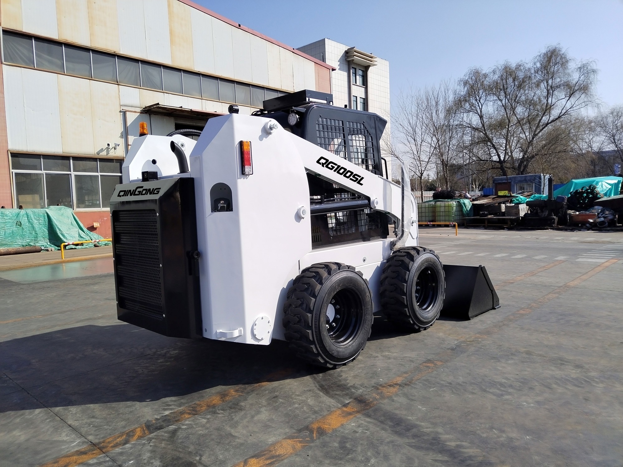 QINGONG QG100SL SKIP STEER LOADER