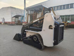 QINGONG QG25TS SKIP STEER LOADER