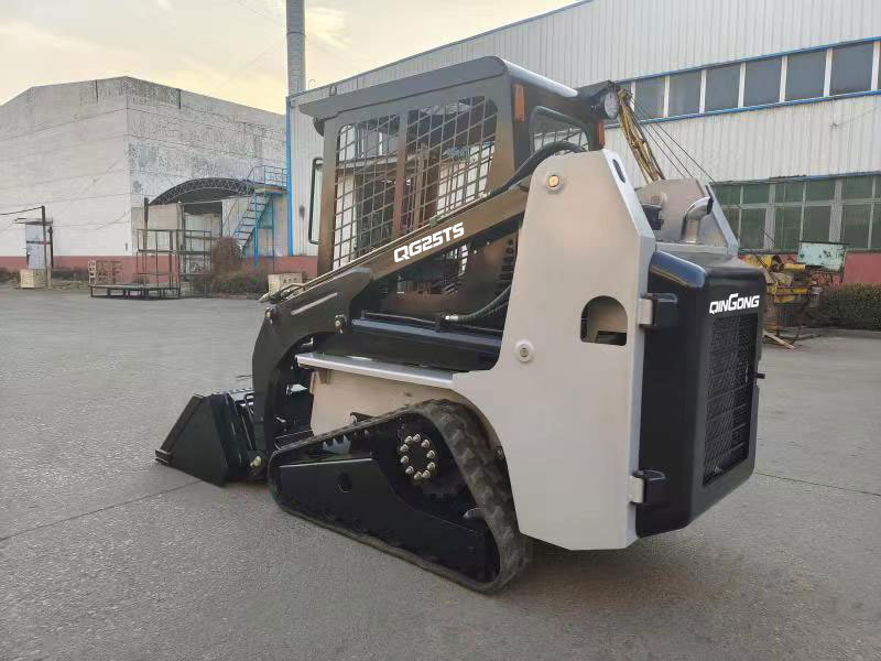 QINGONG QG25TS SKIP STEER LOADER