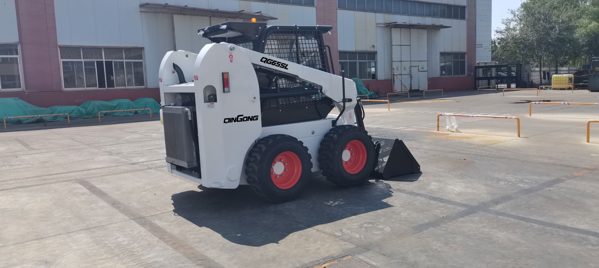 QINGONG QG65SL SKIP STEER LOADER