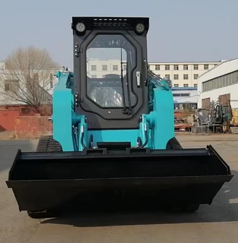 QINGONG QG65TS SKIP STEER LOADER