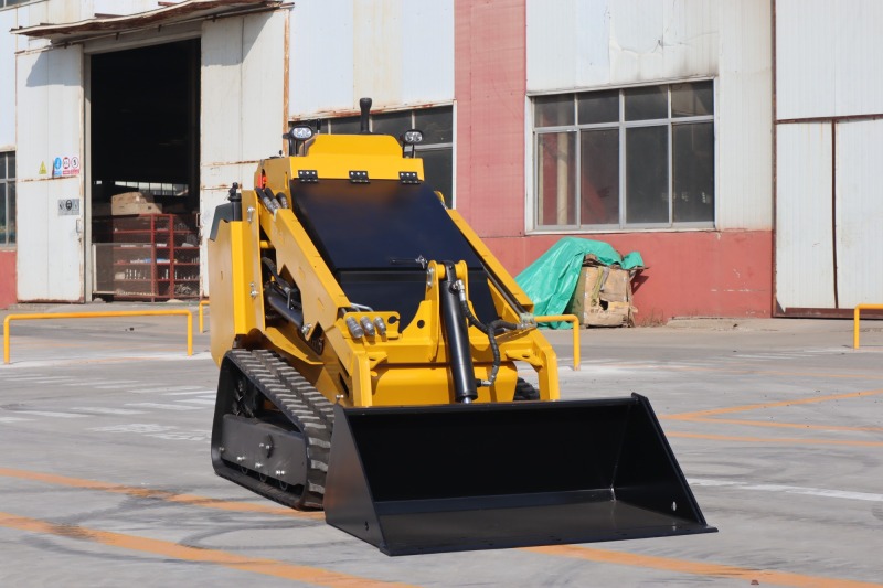 QINGONG QG850LY SKIP STEER LOADER
