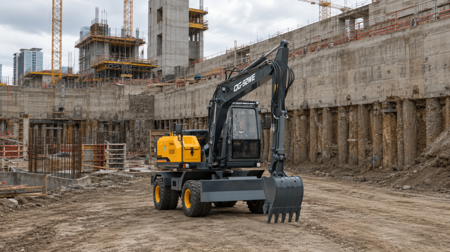 QINGONG QG-92WE WHEEL EXCAVATOR
