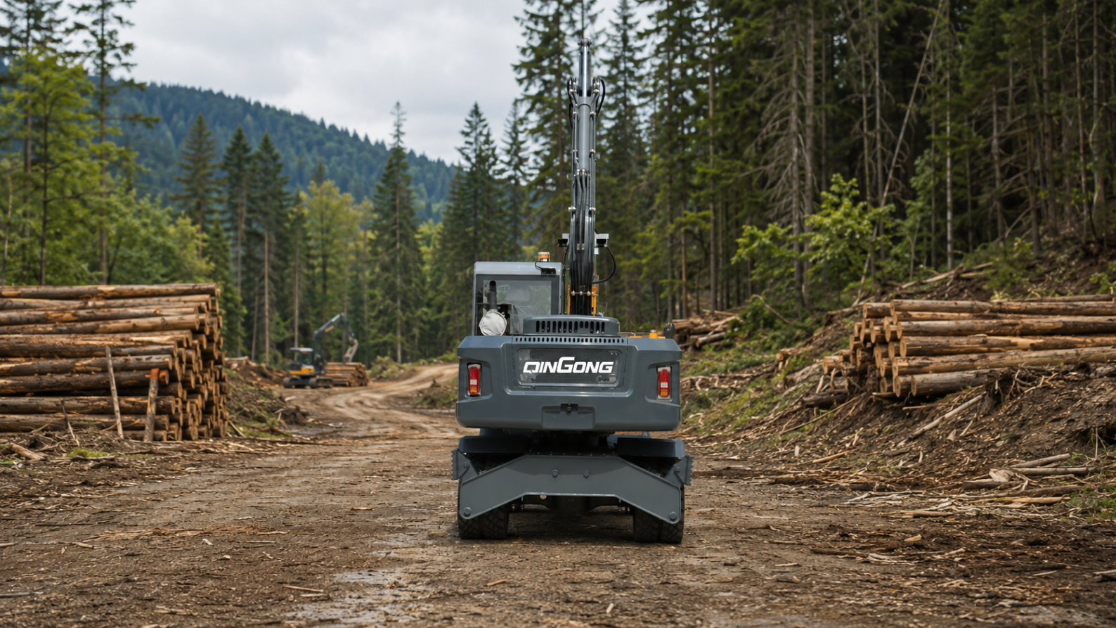 QINGONG QG-90WE WHEEL EXCAVATOR