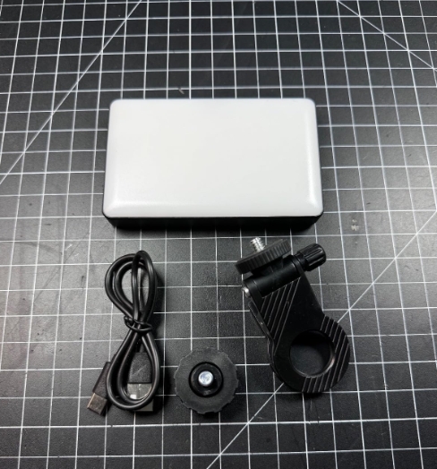 Mobile phone selfie light