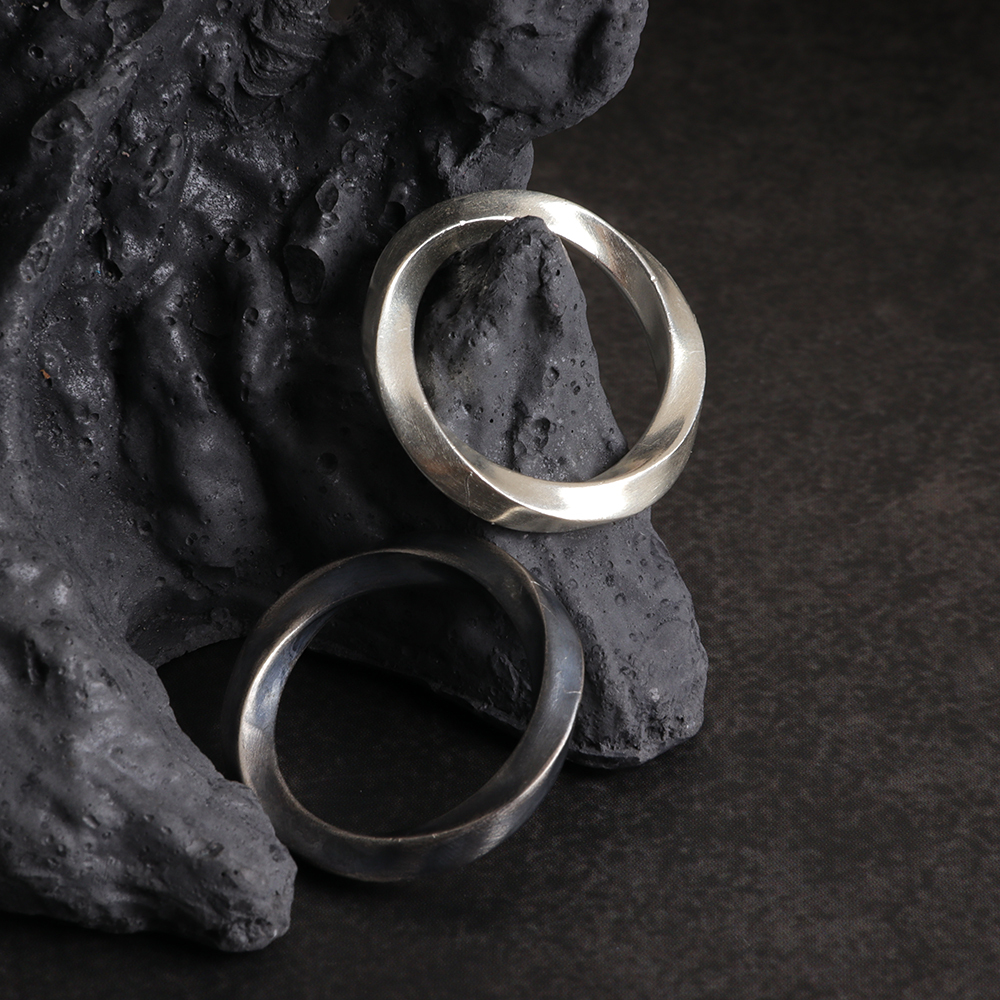 Silver Mobius Ring Pendant