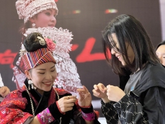 苗绣·流转
