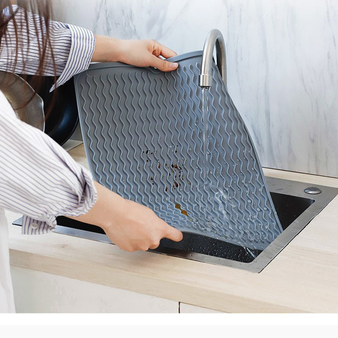 Silicone non-slip dish drying mat for Kitchen Counter, Sink, Refrigerator or Drawer mats