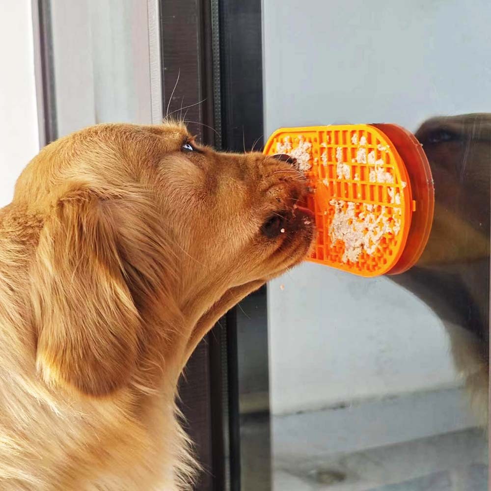 Silicone slow feeder licking pad for pet food dog cat mat with suction cups