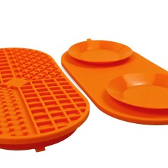Silicone slow feeder licking pad for pet food dog cat mat with suction cups