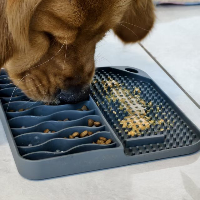 custom dog lick mat manufacturer