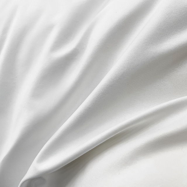 400 thread count sateen pillowcase fabric - Smooth 80s cotton for luxury hotels and spas