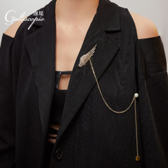 Brooch
