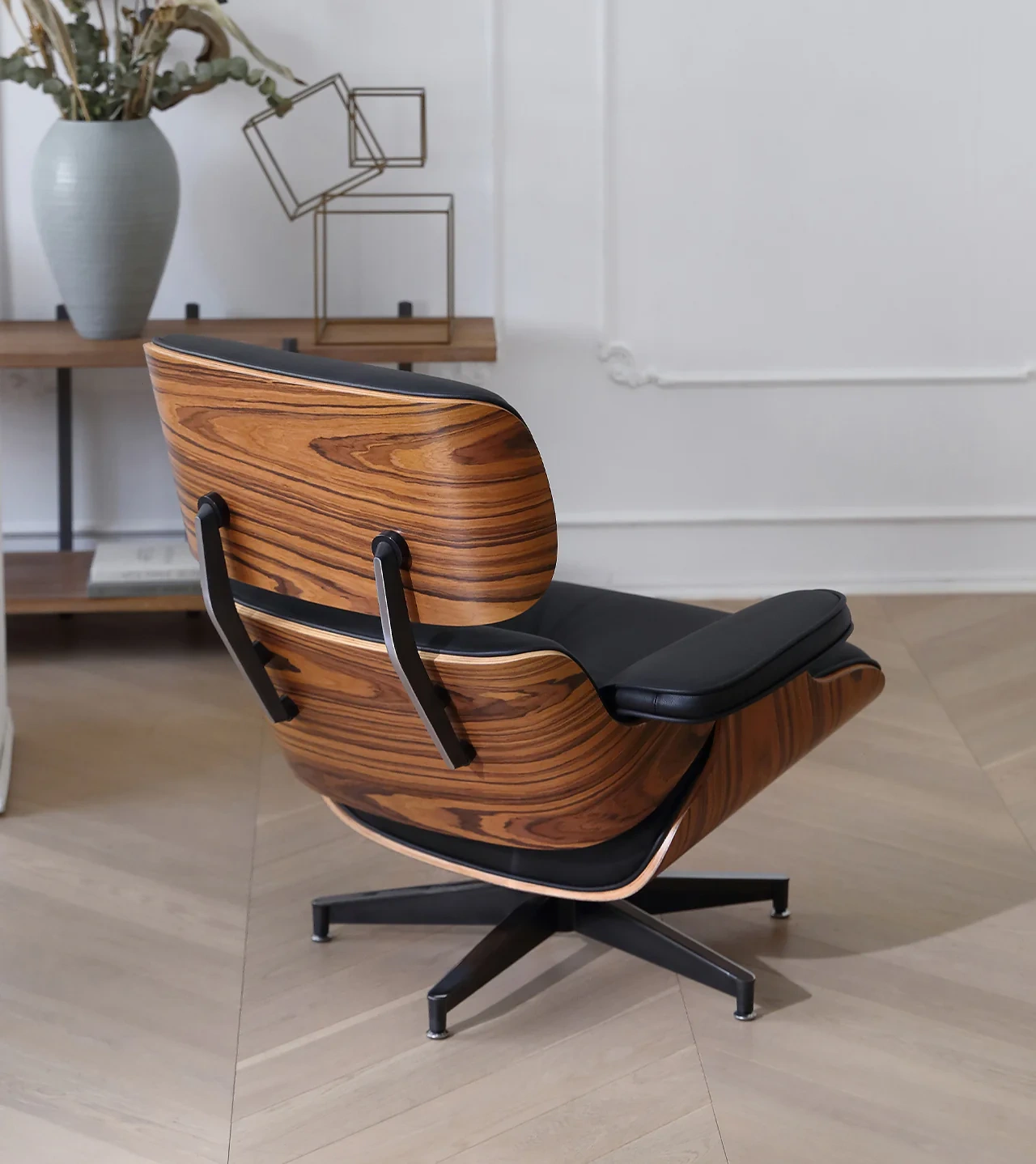 Lounge Chair & Ottoman