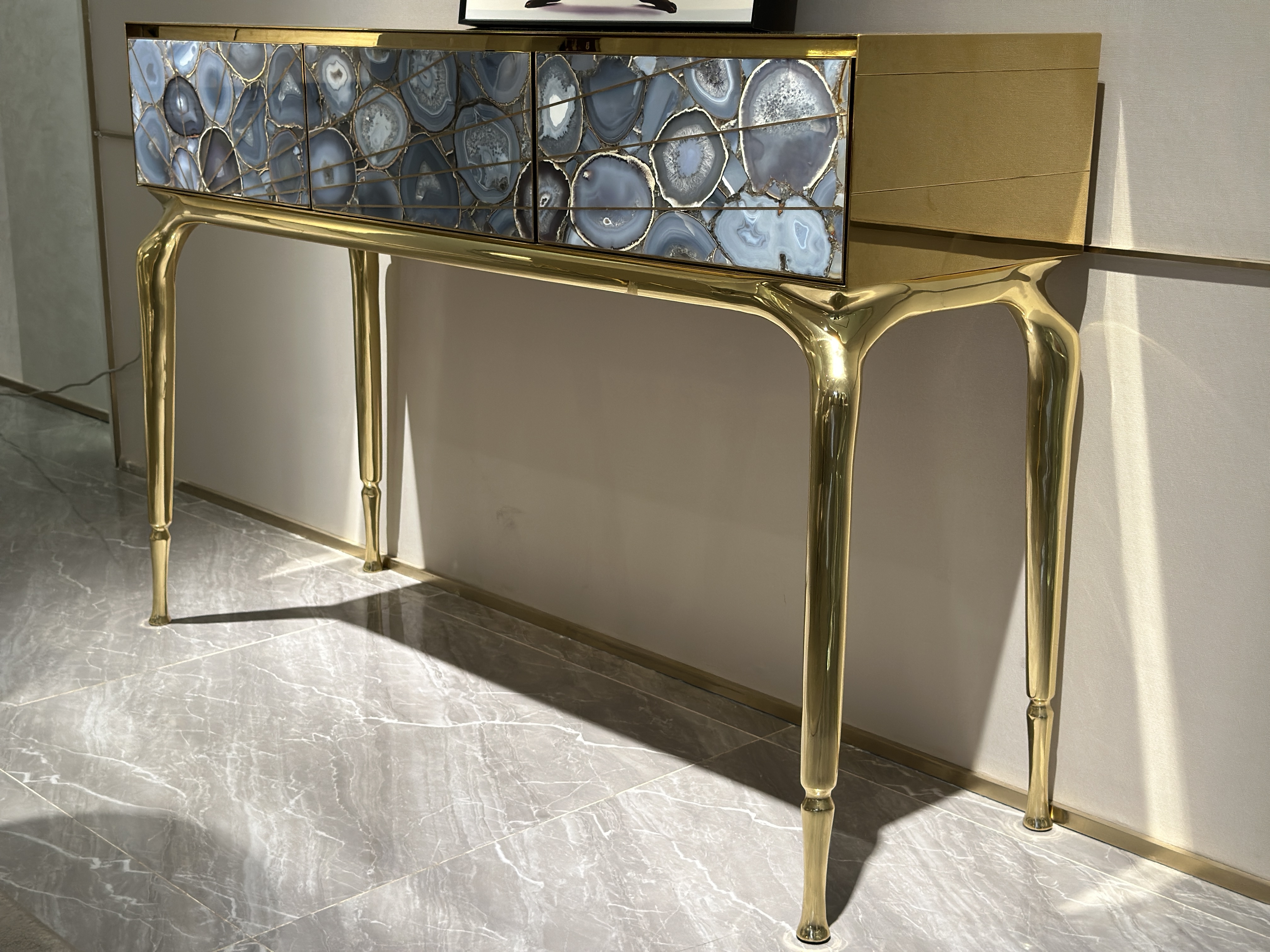 Luxury Agate - Inlay Console Cabinet with Metallic Legs