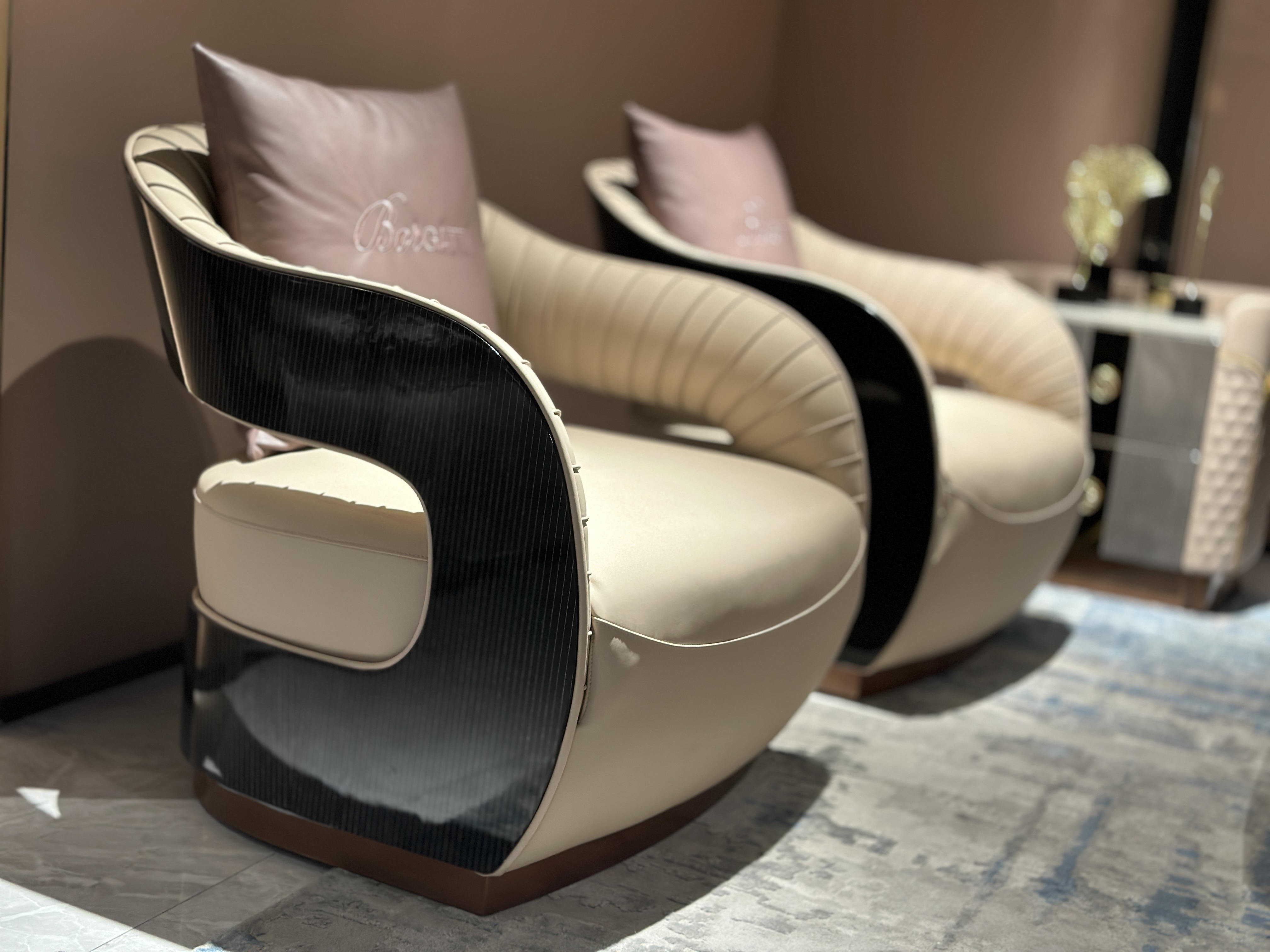 Luxury Burgundy Leather Accent Chair with 'Borgatti' Pillow
