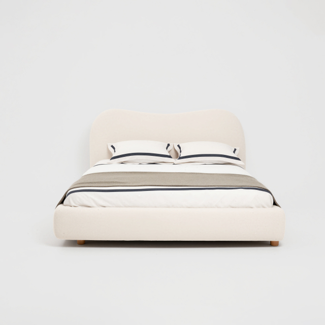 Rounded Soft Fabric Bed for Luxury Residential Bedroom MJ-C32