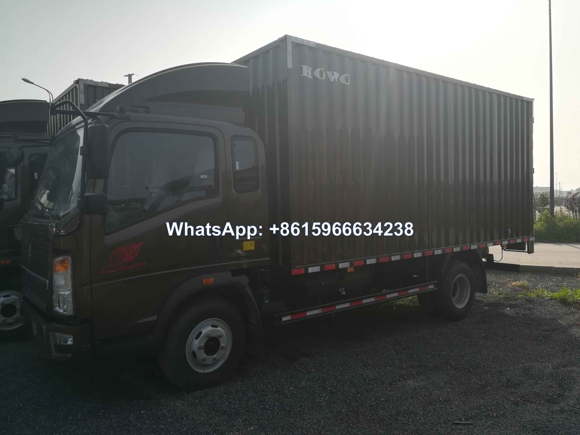 Sinotruk HOWO 4x2 Container Cargo Truck 15 ton