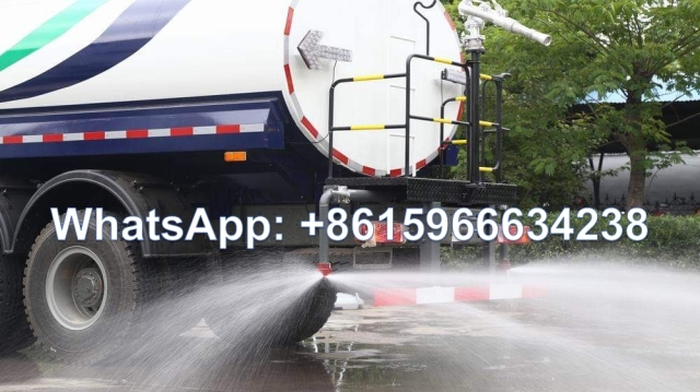 Sinotruk Howo 6x4 25000liter Spraying water tanker truck