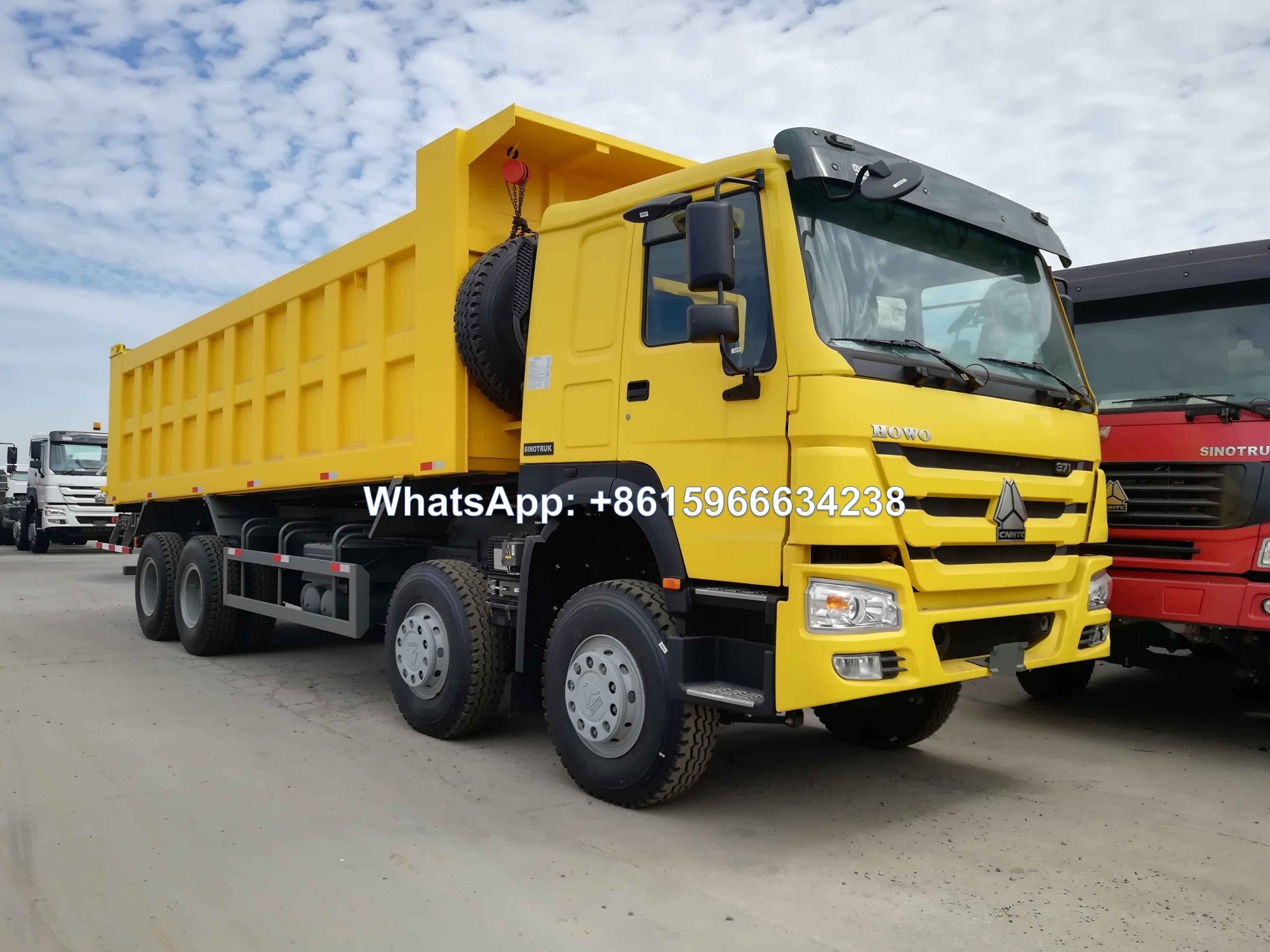 Sinotruk Howo 12 wheeler 8x4 Dump Truck