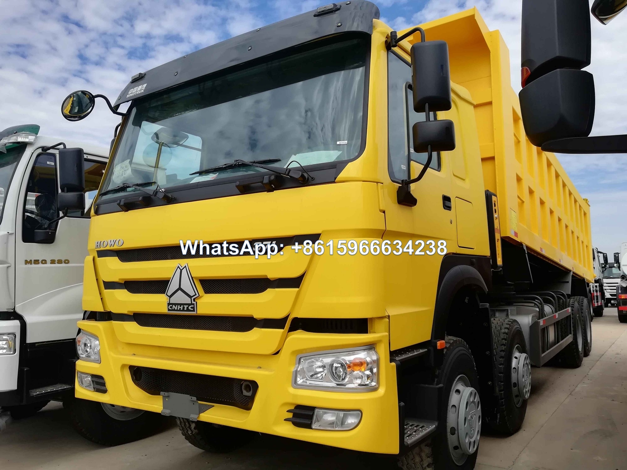 Sinotruk Howo 12 wheeler 8x4 Dump Truck