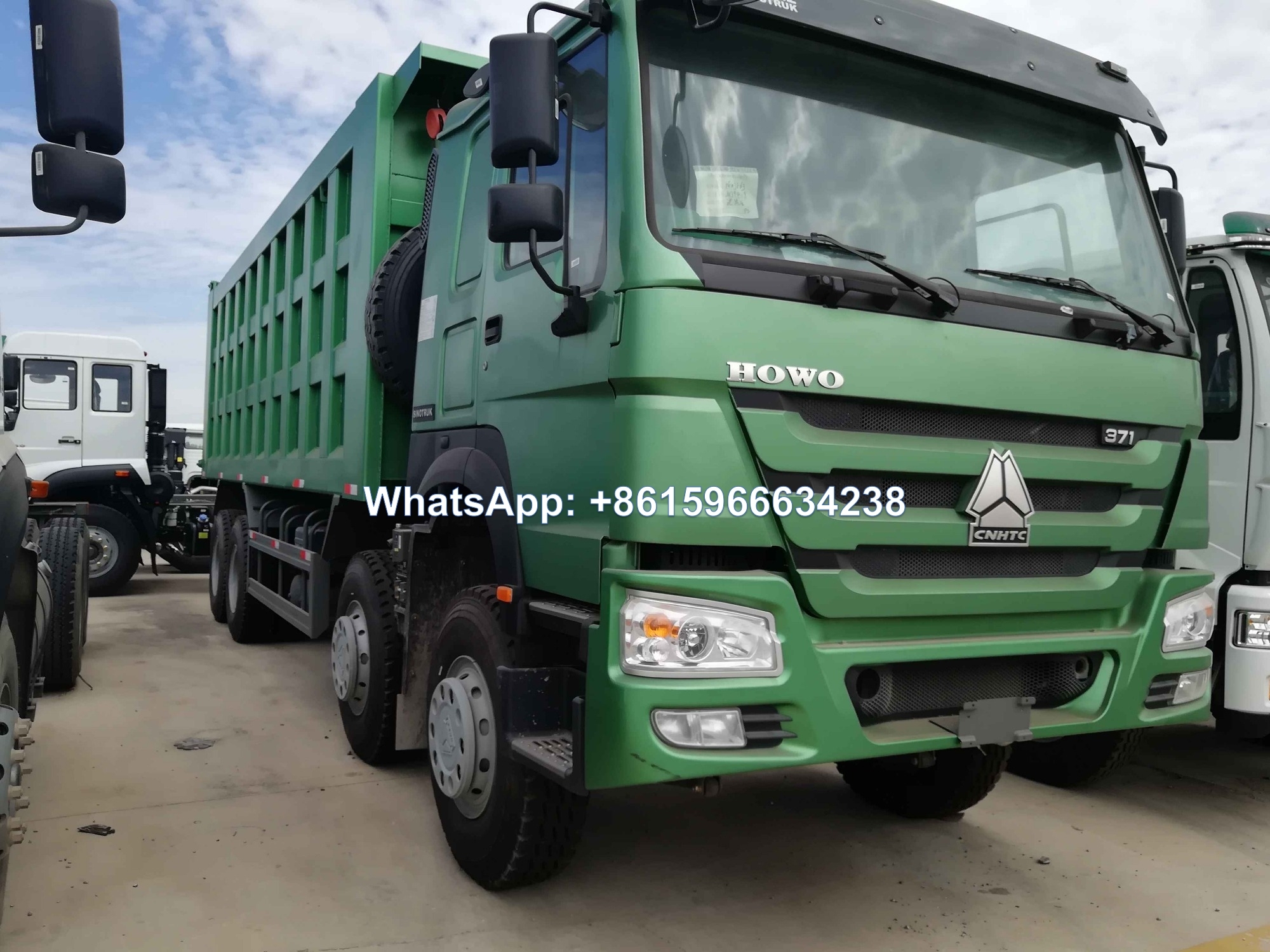 Sinotruck HOWO 8x4 50 ton Sand Tipper Self Loading Dump Truck