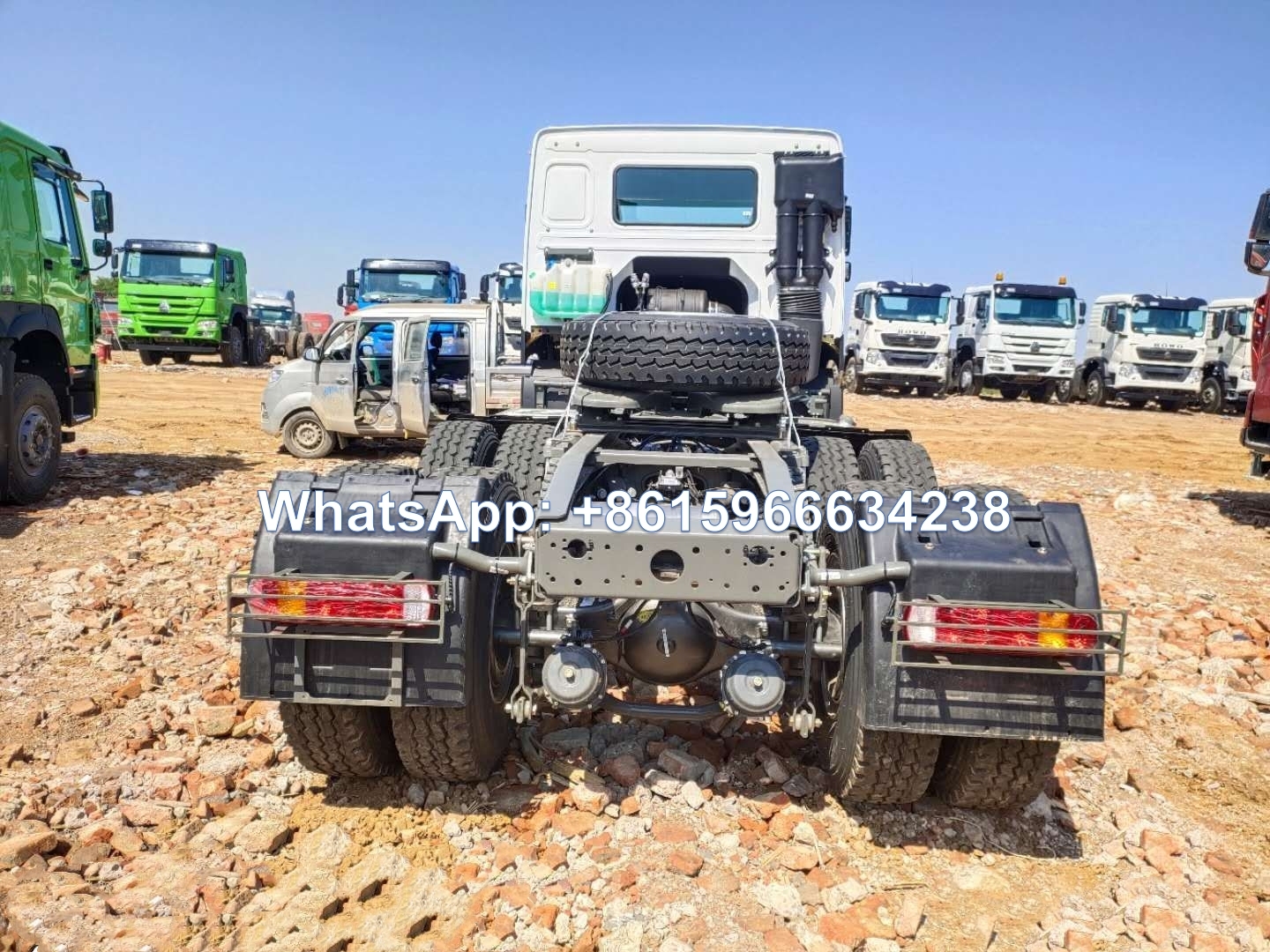 Sinotruk HOWO 6x4 tractor truck head 371HP sale