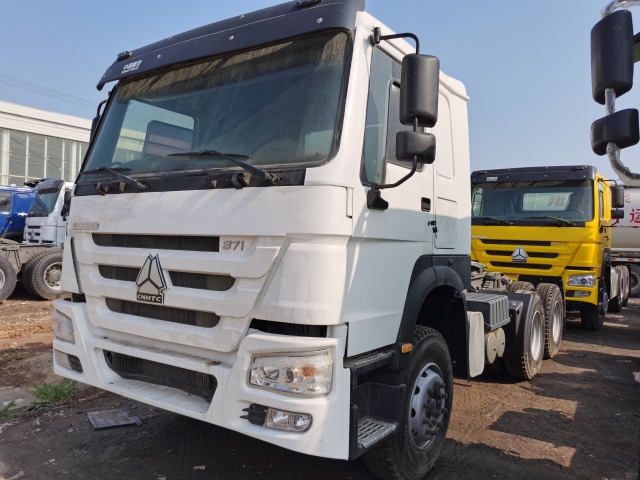 High quality 2014- 2018 Year Sinotruk HOWO 6x4 Refurished used second hand Tractor Truck 371HP sale
