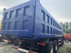 Used Sinotruk HOWO Refurished  second hand 8x4 Tipper Trucks 371HP sale