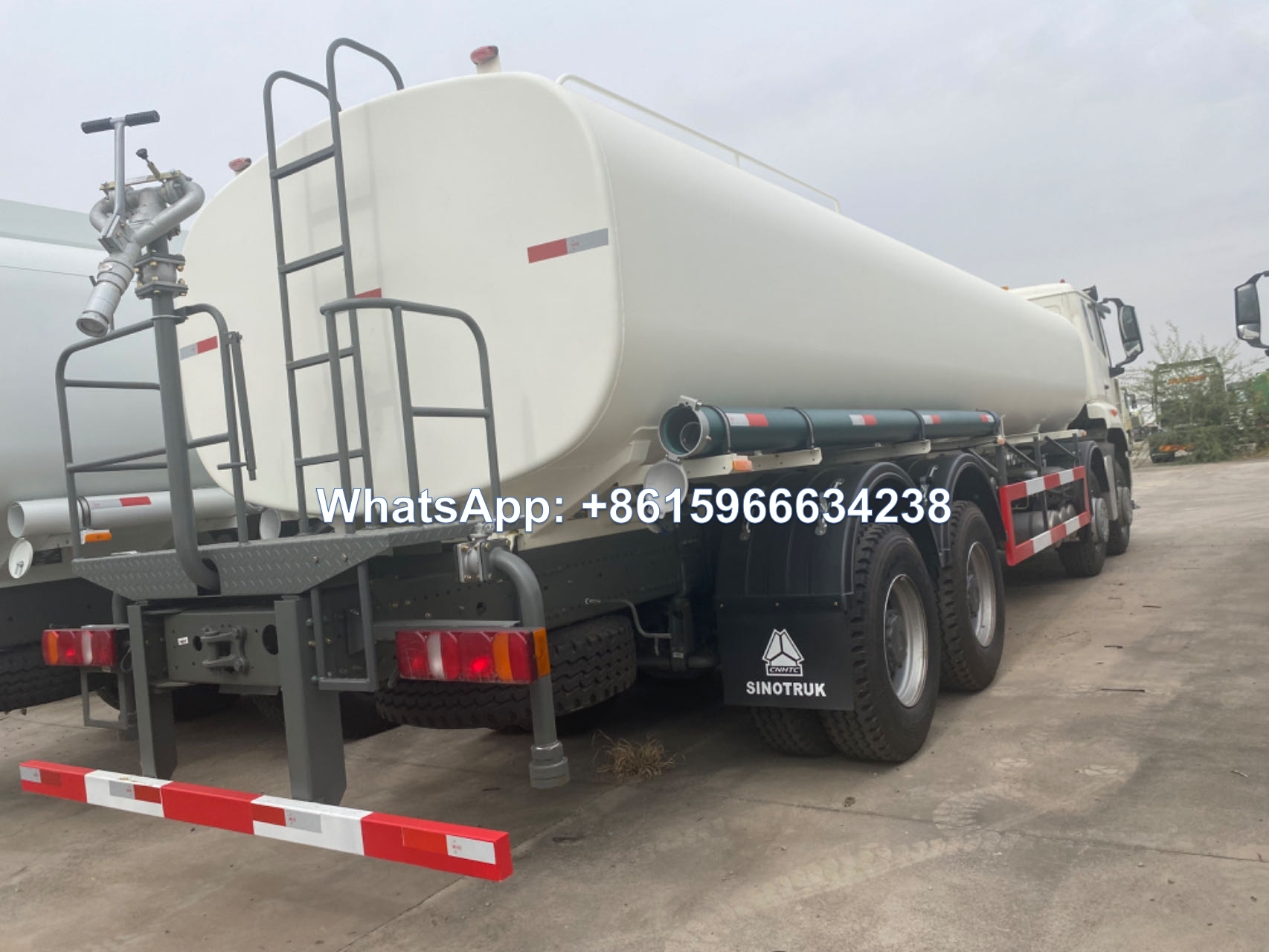 Sinotruk HOWO 6x4 20000L Water Sprinkler tanker Trucks sale