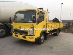 SINOTRUK HOWO light 7 ton cargo truck 4x2