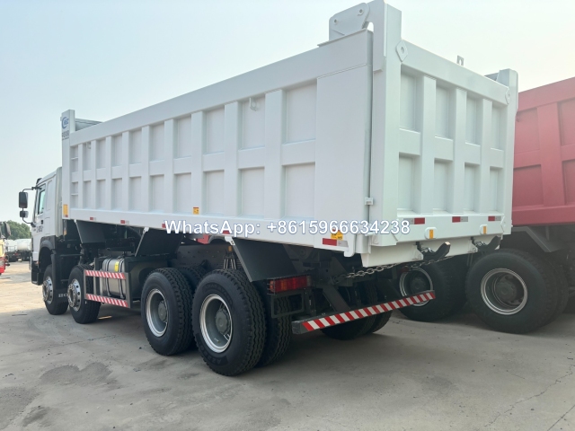 SINOTRUK HOWO 8X4 Dump Trucks 400HP hot sale