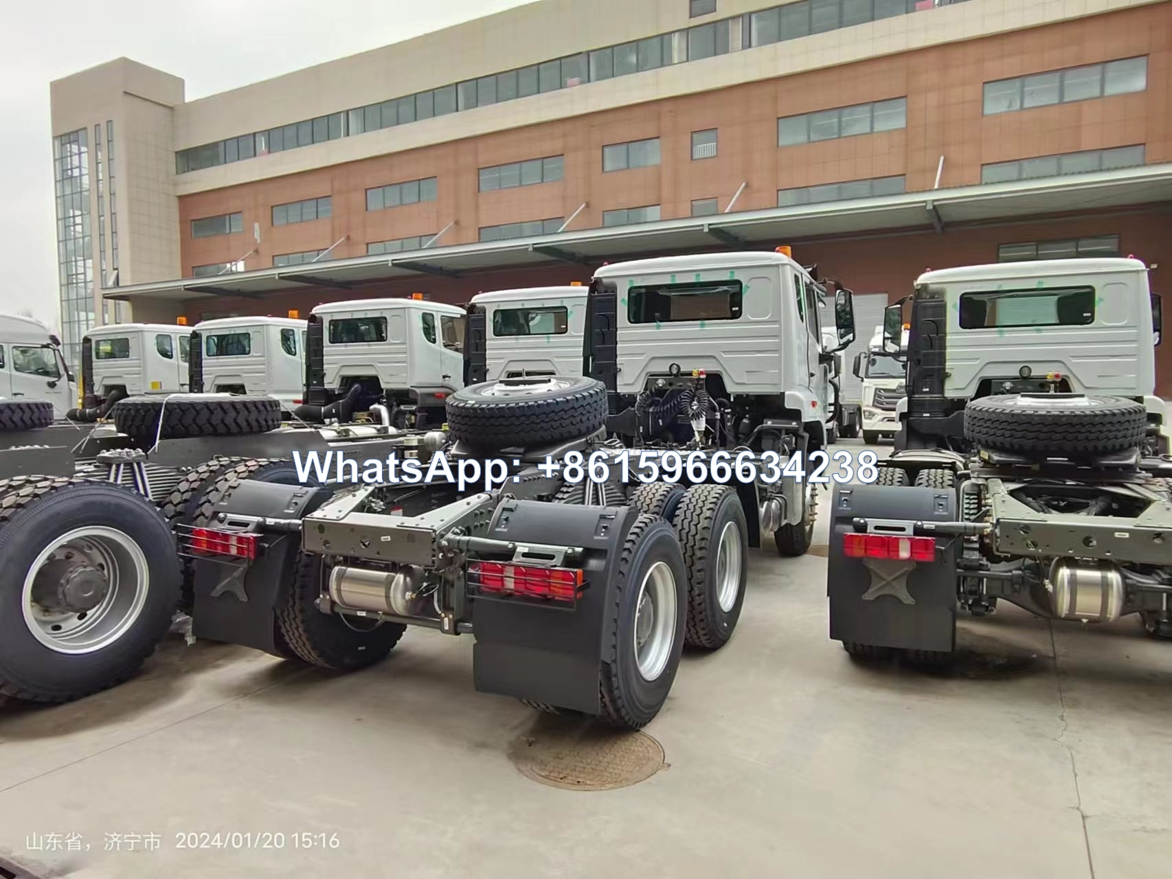 China factory Sinotruk HOWO 6x4 tractor trucks 400HP sale