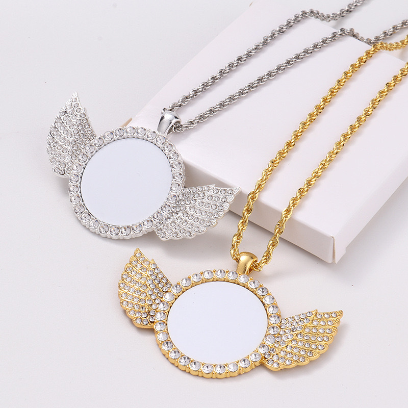 Zella Zella wing Keychains