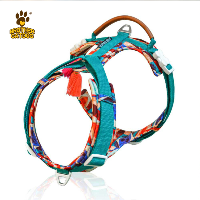 Dog Apparel Supplier / Dog Harness & accessories