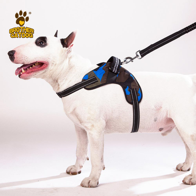 Manufacturer Wholesale Custom logo Breathable Dog Harness with Reflective Stripe / Made in Brother cat dog