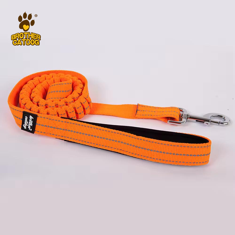 Retractable dog leash / Pet Collars & Leashes / Dog leashes Manufacturer for USA / Dog Gear Factory Supplier