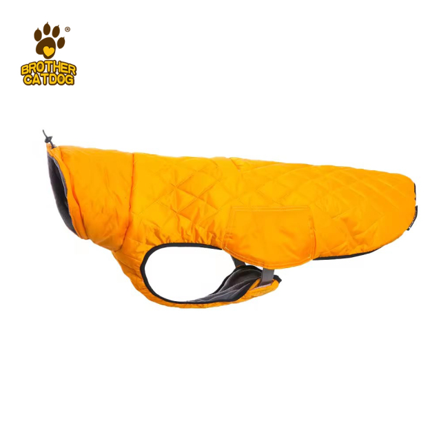 China Pet Items / Winter Dog Clothing / Dog Clothes Manufacturer