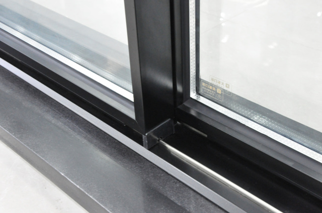 HART-115 narrow-edge sliding doors