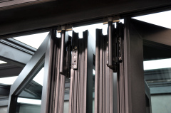 VILLA-75 folding doors